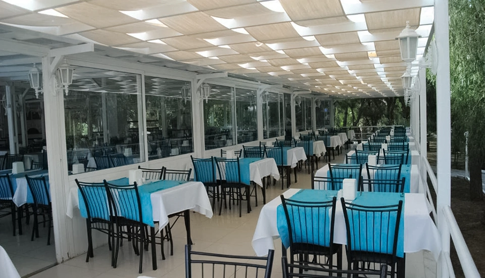 هتل فلورا سوئیت کوش آداسی